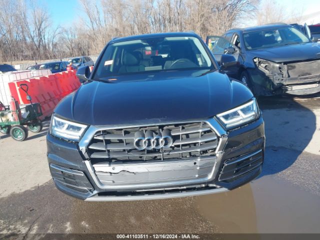 WA1BNAFY8J2040713 Audi Q5 2.0t Premium/2.0t Tech Premium