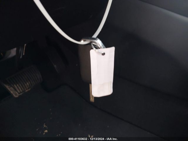 KNDJ23AUXM7738807 KIA Soul X-line