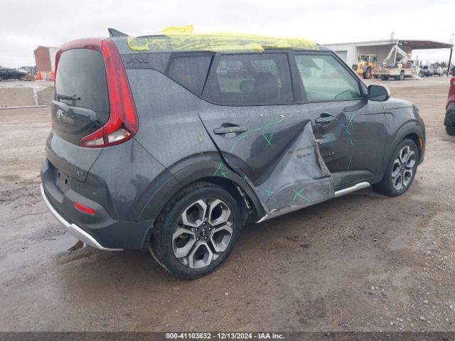 KNDJ23AUXM7738807 KIA Soul X-line