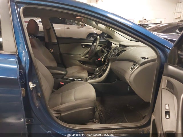 5NPDH4AEXGH746142 Hyundai ELANTRA SE