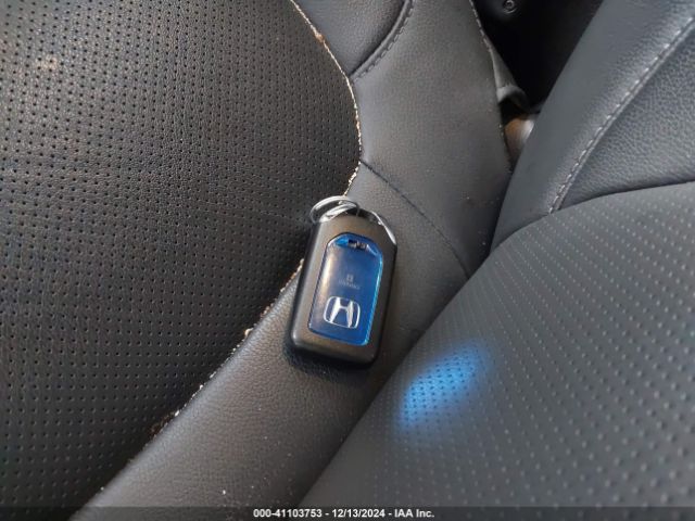 JHMZC5F38JC021528 Honda Clarity Plug-in Hybrid Touring