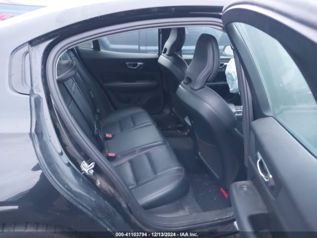 7JRA22TK8LG071886 Volvo S60 T6 Momentum