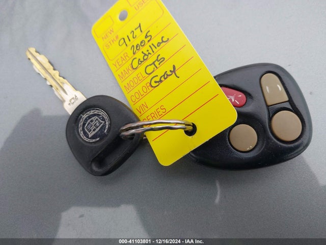 2005 CADILLAC CTS 1G6DP567950132537 Photo 10