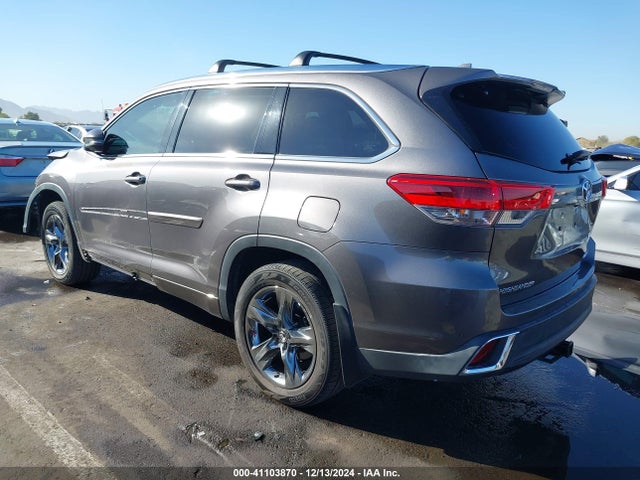 Toyota Highlander Limited Platinum 2018 5TDDZRFH7JS901163 Image 3