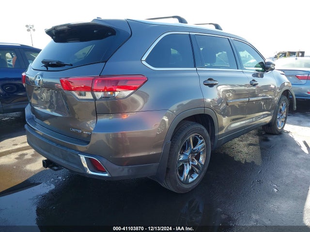 Toyota Highlander Limited Platinum 2018 5TDDZRFH7JS901163 Image 4