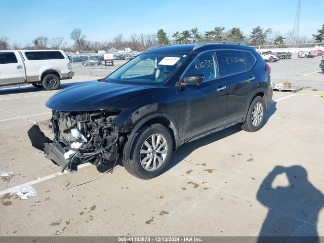 Nissan ROGUE SV 2018 KNMAT2MV8JP607592 Image 2