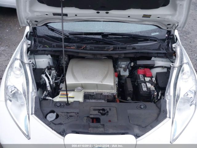 1N4BZ0CP8GC312282 Nissan LEAF SV