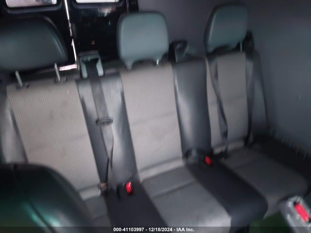 41103997 :رقم المزاد ، WD2PD644145618731 vin ، 2004 Dodge Sprinter Van 2500 مزاد بيع