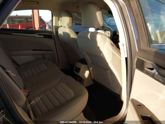 Ford Fusion Hybrid Se 2019 3FA6P0LU1KR147392 Image 8