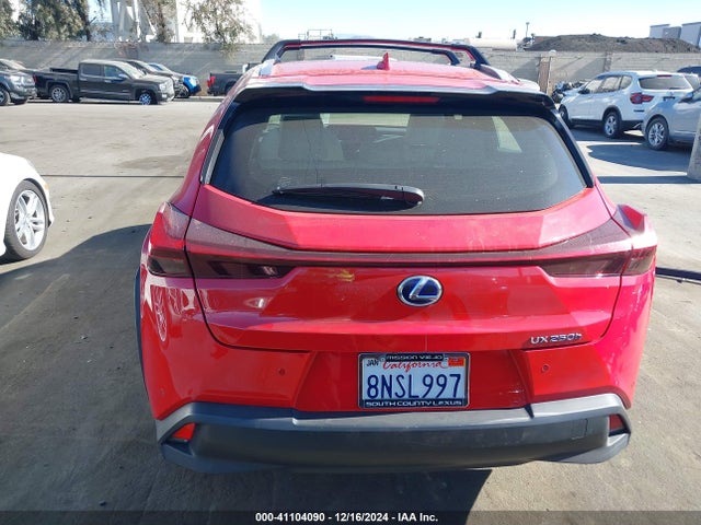 Lexus UX 250H 2020 JTHP9JBH2L2021808 Image 17