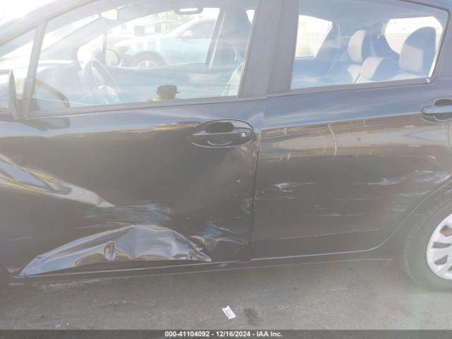 VNKKTUD35FA039477 Toyota YARIS L