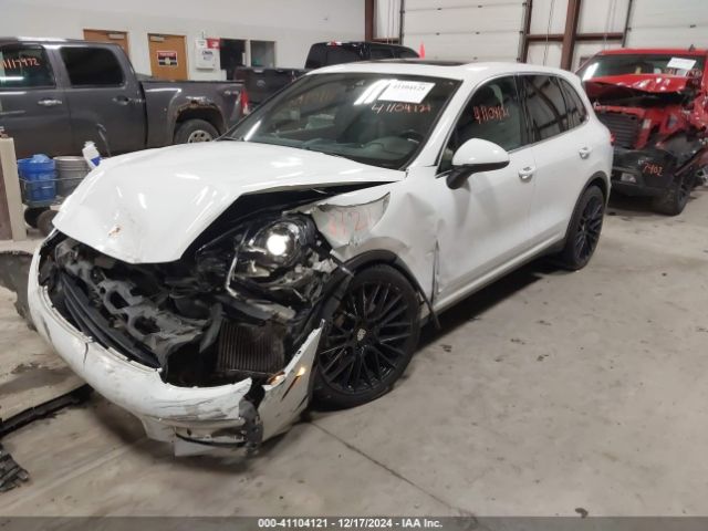 2018 PORSCHE CAYENNE WP1AB2A2XJLA60828 Photo 1