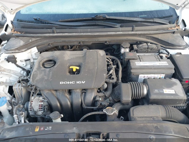 Hyundai ELANTRA SE 2018 5NPD74LF3JH308837 Image 10