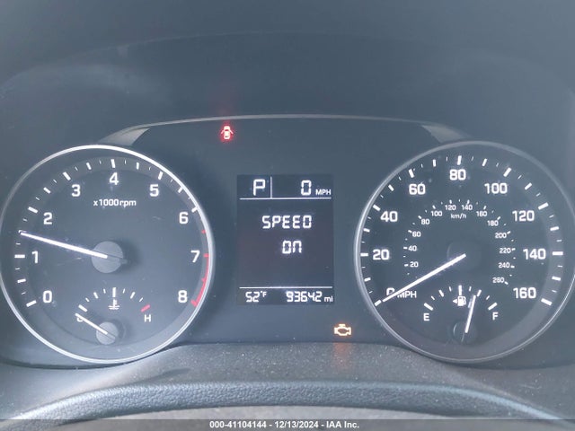 Hyundai ELANTRA SE 2018 5NPD74LF3JH308837 Image 7