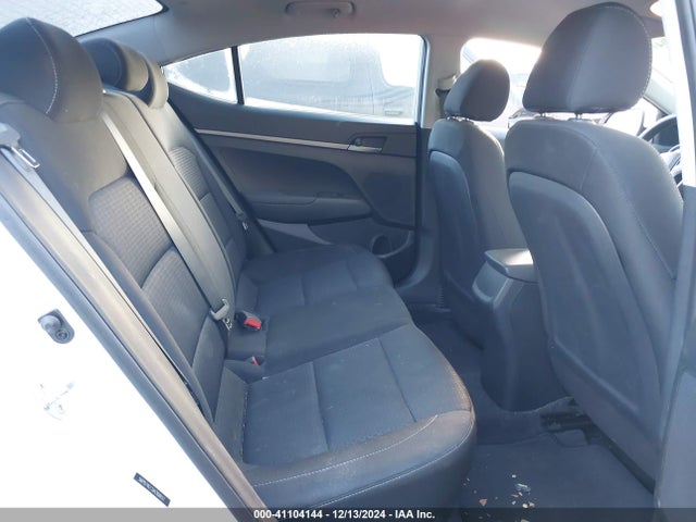 Hyundai ELANTRA SE 2018 5NPD74LF3JH308837 Image 8