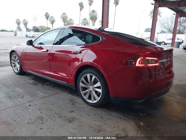 2014 TESLA MODEL S 5YJSA1H13EFP56245 Photo 2