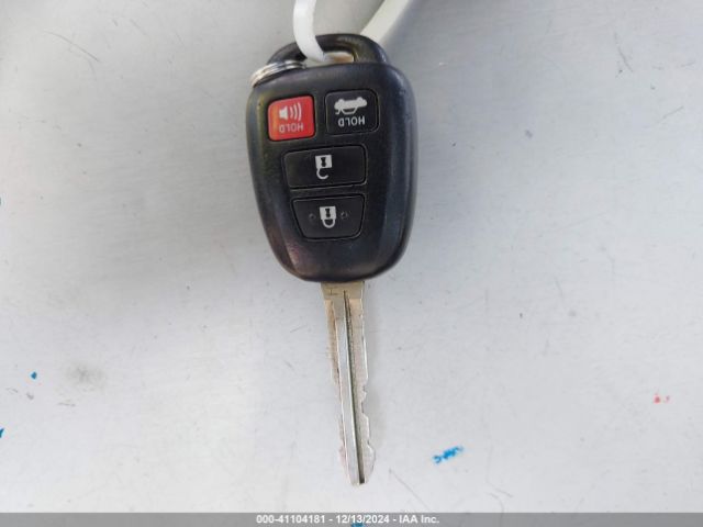 4T1BF1FK8FU037543 Toyota CAMRY SE