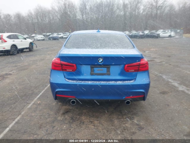 BMW 2018 2018 WBA8B7G5XJNU94781 Image 16