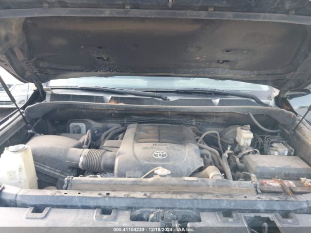 5TFDW5F1XJX693603 Toyota Tundra Sr5 5.7l V8