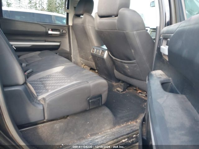 5TFDW5F1XJX693603 Toyota Tundra Sr5 5.7l V8