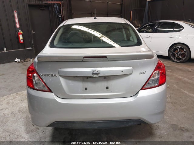 3N1CN7AP3JL884848 Nissan Versa 1.6 Sv