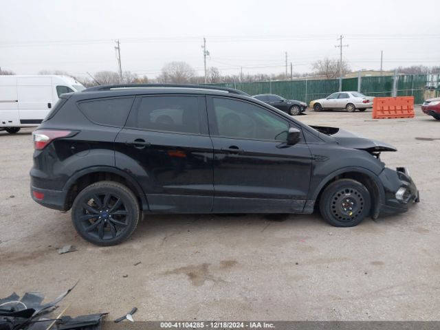 1FMCU0GD9HUB99611 Ford ESCAPE SE