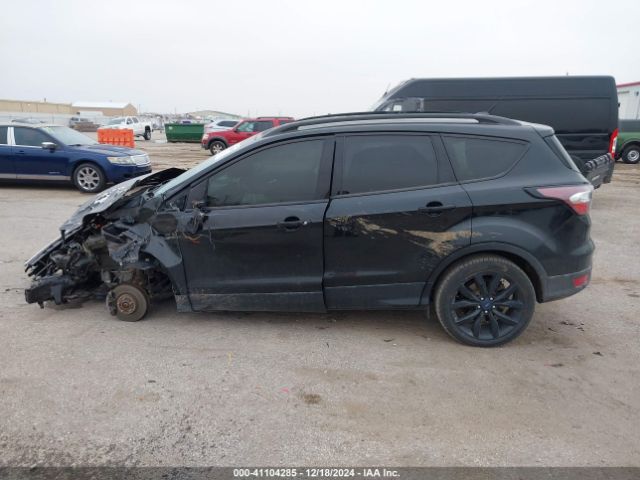 1FMCU0GD9HUB99611 Ford ESCAPE SE
