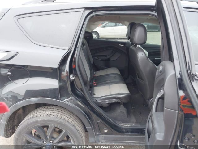 1FMCU0GD9HUB99611 Ford ESCAPE SE
