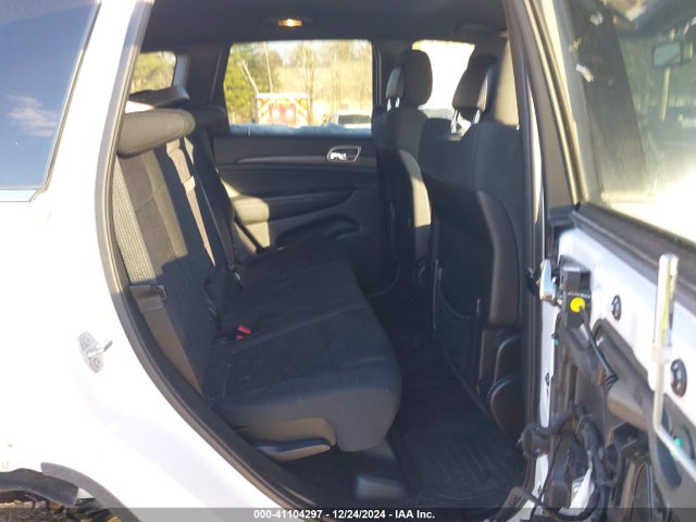 1C4RJFAG0FC814742 Jeep Grand Cherokee Laredo