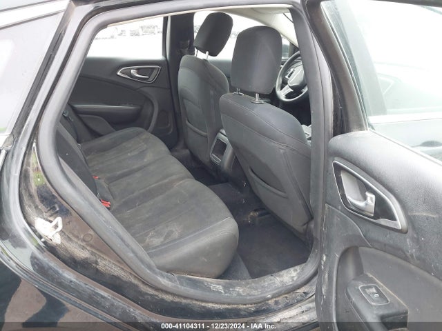 Chrysler 200 Limited 2016 1C3CCCAB0GN143974 Image 8