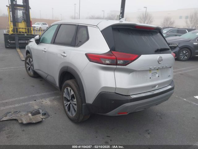 JN8BT3BA0PW422305 Nissan Rogue Sv Fwd