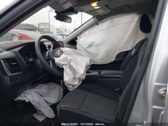 JN8BT3BA0PW422305 Nissan Rogue Sv Fwd