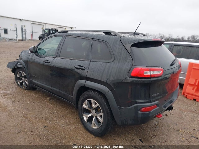 1C4PJMBB2EW216017 Jeep Cherokee Trailhawk