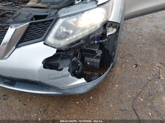 Nissan ROGUE S 2016 KNMAT2MT0GP647673 Image 2