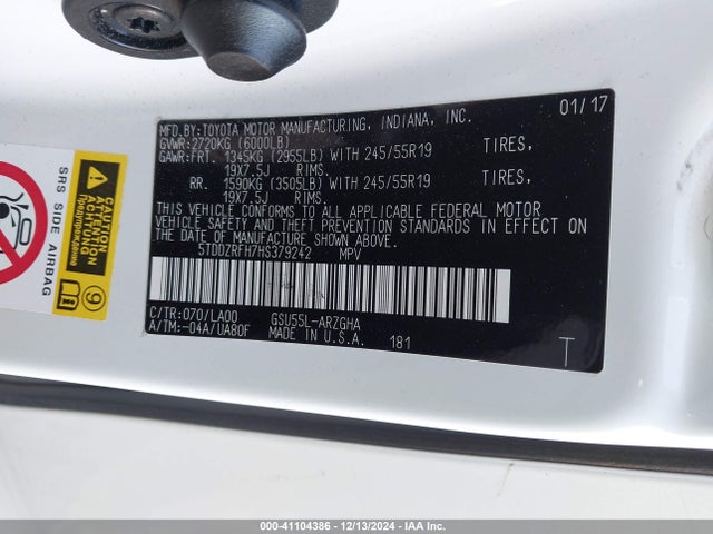 Toyota Highlander Limited Platinum 2017 5TDDZRFH7HS379242 Image 9