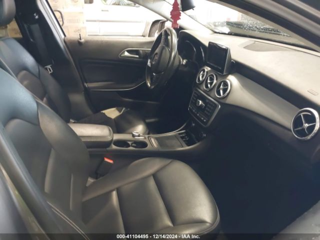 WDCTG4GB4FJ105936 Mercedes-Benz Gla 250 4matic