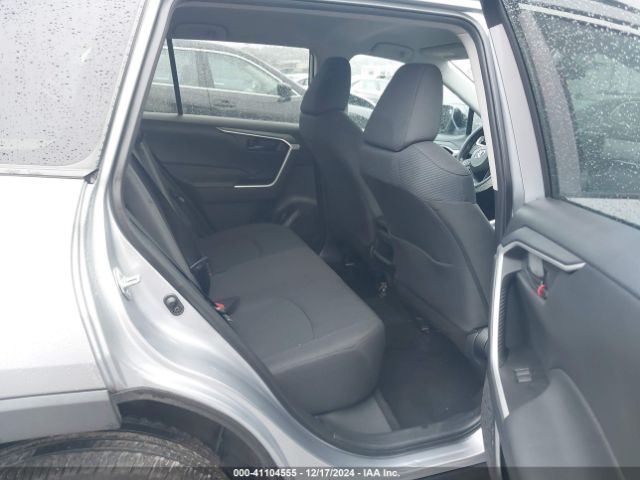 2T3F1RFV5MC236211 Toyota RAV4 LE