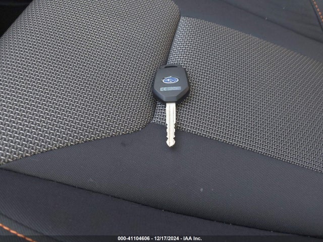 JF2GTAPC9P8238714 Subaru Crosstrek Premium