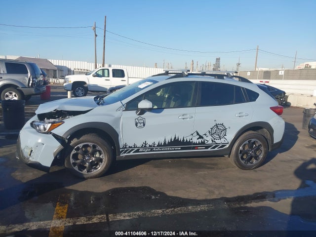 JF2GTAPC9P8238714 Subaru Crosstrek Premium
