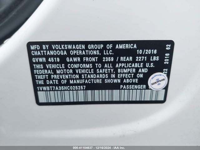 1VWBT7A35HC025257 Volkswagen Passat 1.8t Se