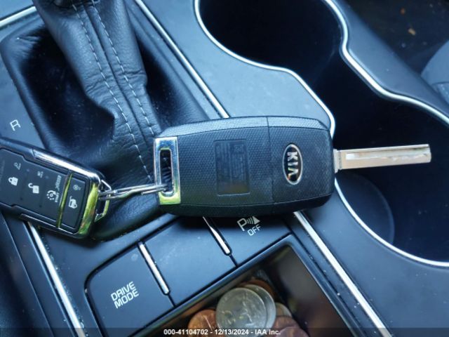 5XYPG4A35GG123095 KIA Sorento 2.4l Lx