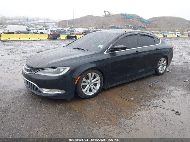 Chrysler 200 Limited 2016 1C3CCCAB0GN137334 Image 2