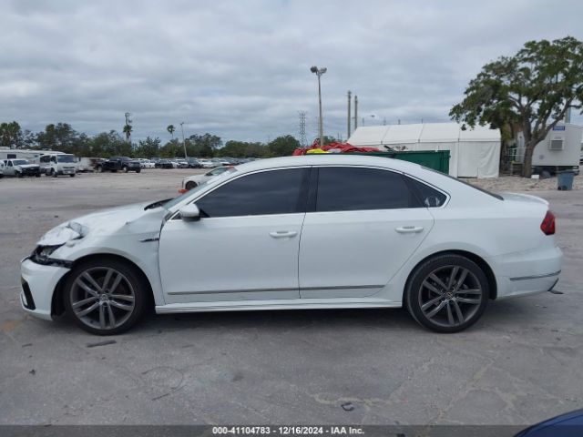 1VWDT7A31HC016516 Volkswagen Passat 1.8t R-line