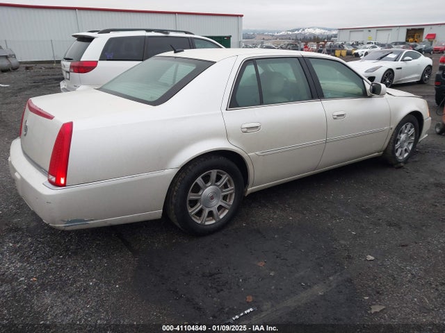 2008 CADILLAC DTS 1G6KD57YX8U108252 Photo 3