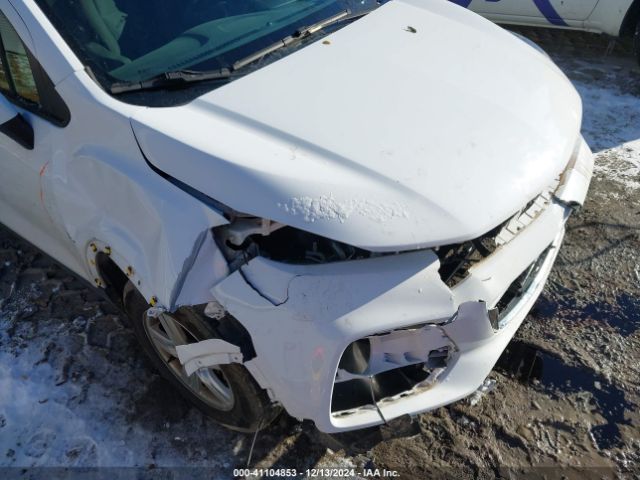 KL7CJKSB3MB319825 Chevrolet Trax Fwd Ls