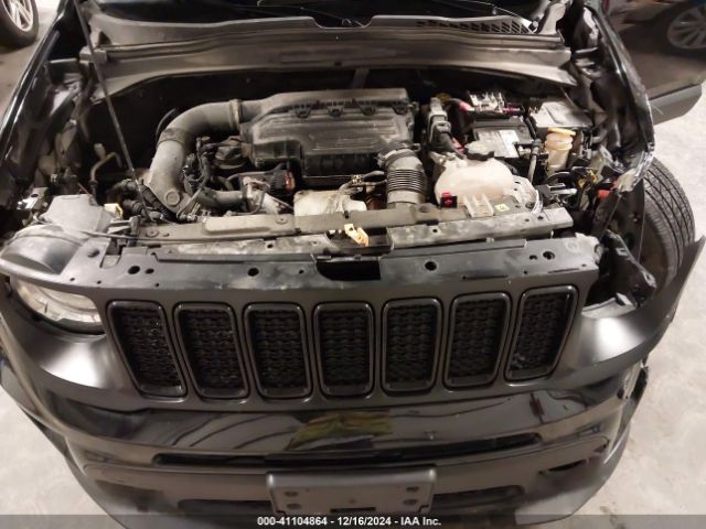 ZACNJDE11NPN55985 Jeep Renegade Altitude 4x4