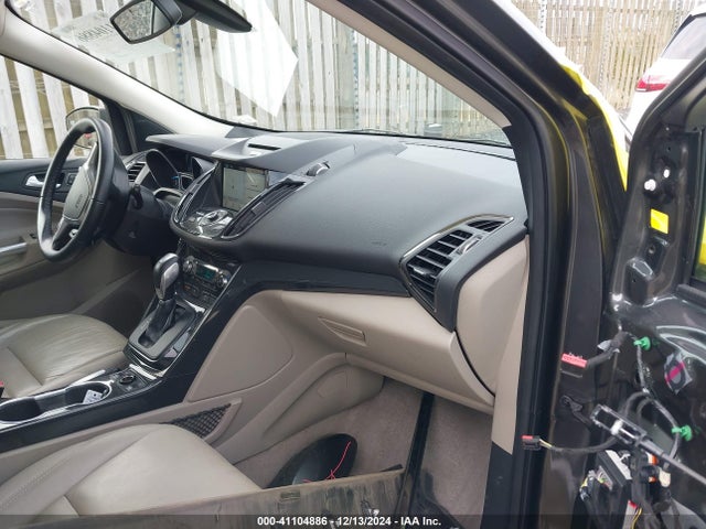 Ford Escape Titanium 2016 1FMCU9J94GUC49886 Image 5
