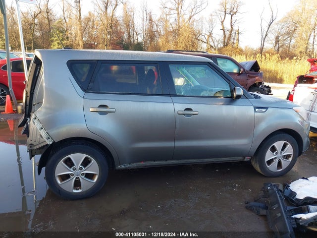 KIA Soul 2015 KNDJN2A27F7209608 Image 14