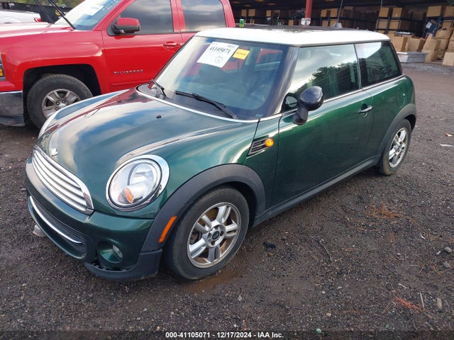 2013 MINI HARDTOP WMWSU3C54DT677852 Photo 1