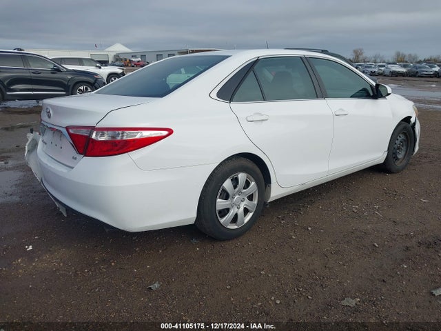 Toyota CAMRY LE 2015 4T1BF1FK7FU928553 Image 4